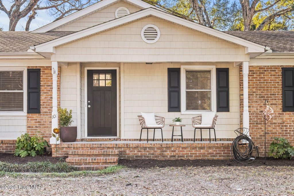 Photo of 101 Kingston Road, Wilmington, NC 28409 (MLS # 100550580)