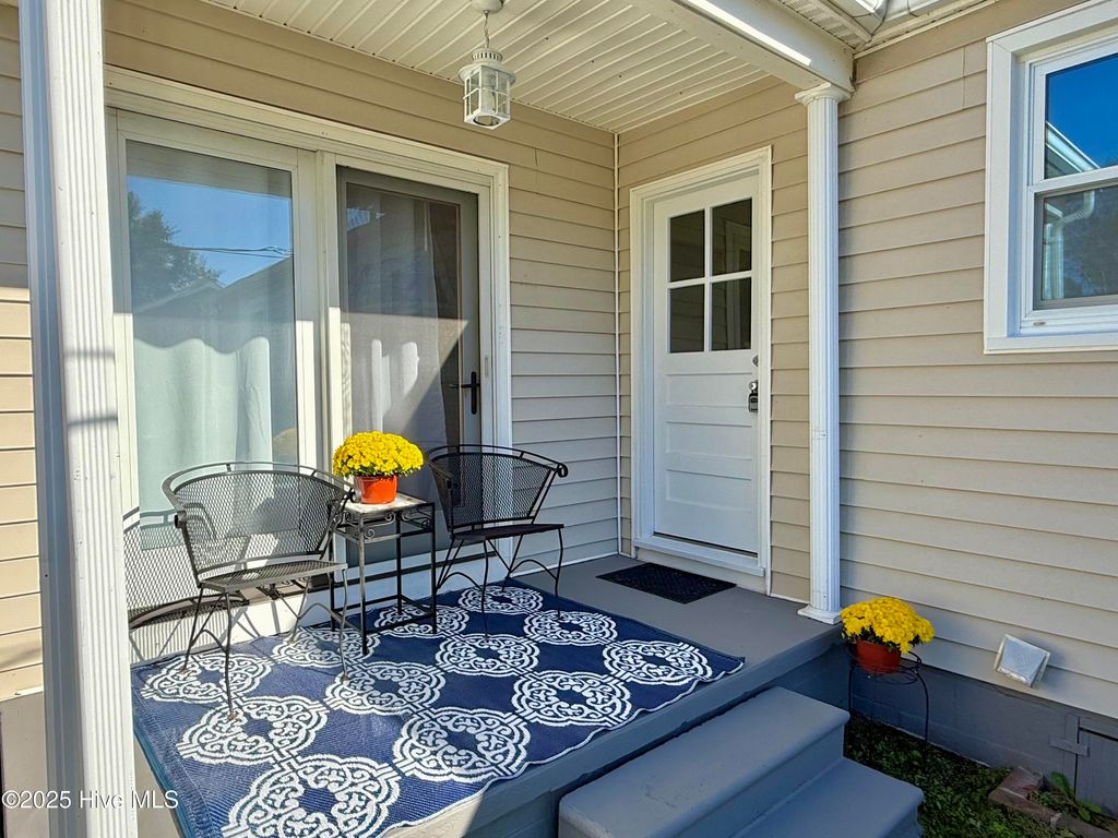 Photo of 209 Hawthorne Road, Edenton, NC 27932 (MLS # 100558055)