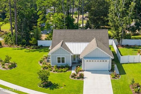 Photo of 458 Raven Glen Drive, Southport, NC 28461 (MLS # 100547880)
