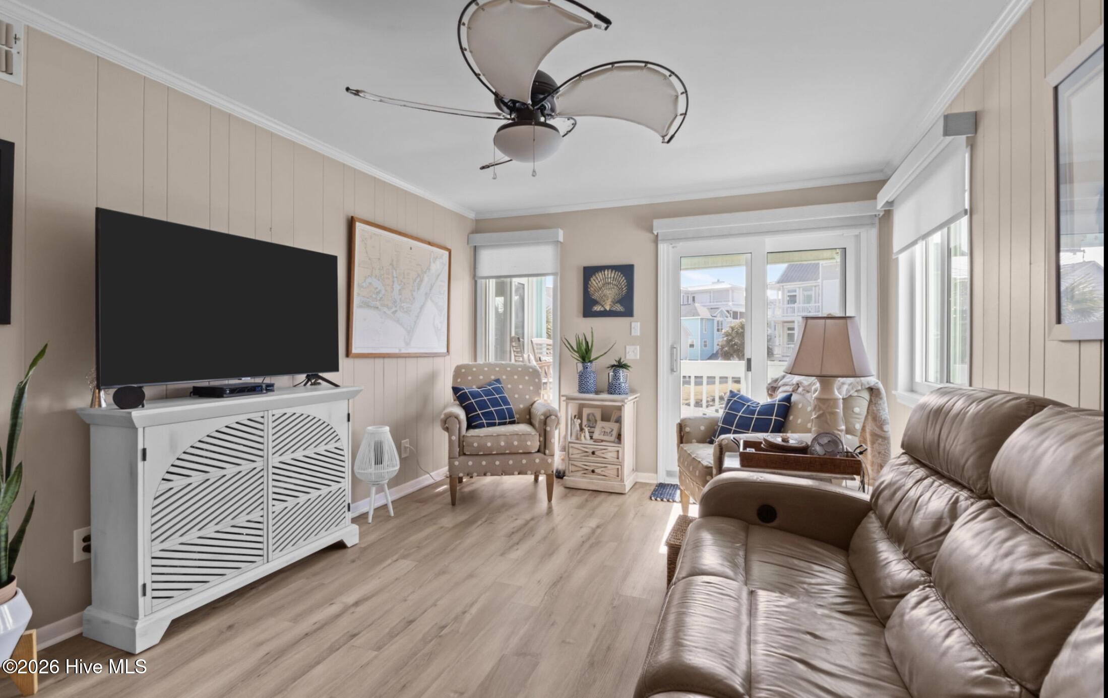 301 Commerce Way 153