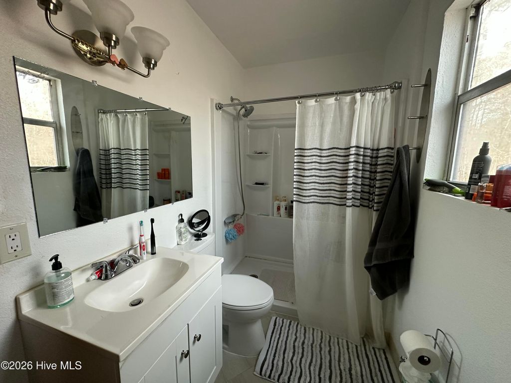 Photo of 171 Sunset Circle, Hertford, NC 27944 (MLS # 100548563)