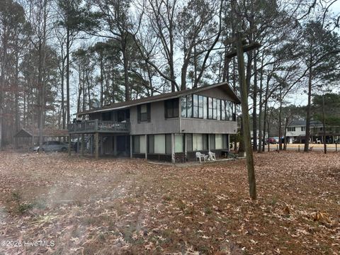 Photo of 171 Sunset Circle, Hertford, NC 27944 (MLS # 100548563)