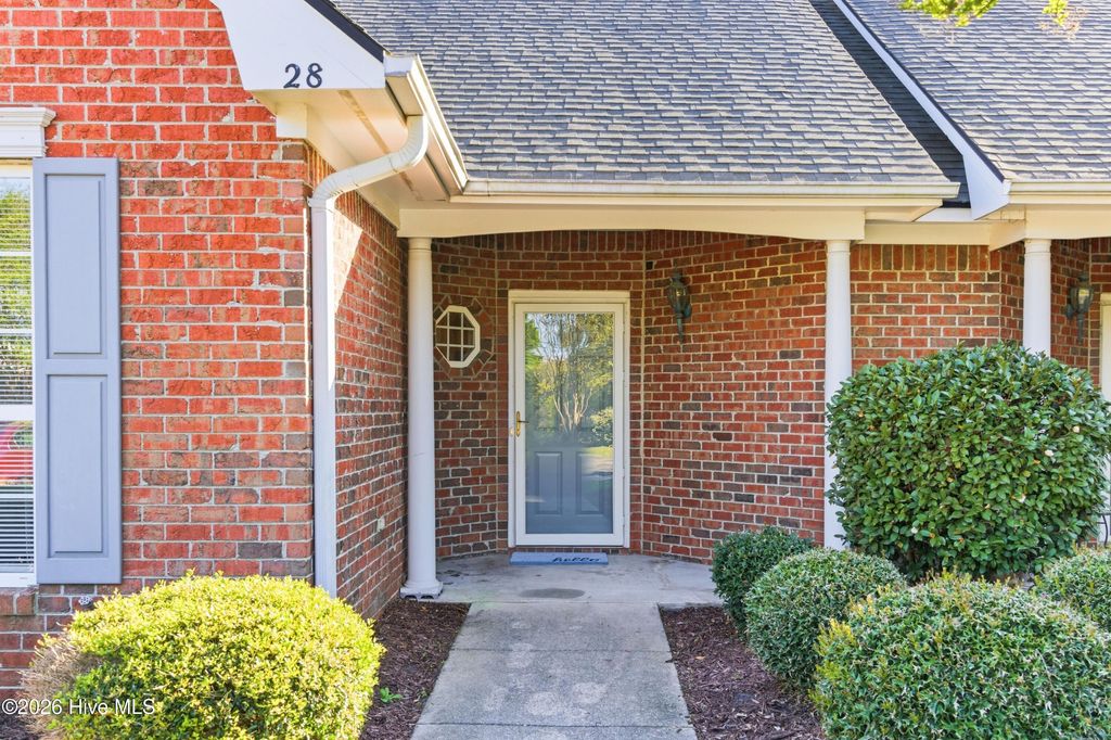 Photo of 1600 Sturdivant Drive #Apt 28, Wilmington, NC 28403 (MLS # 100565399)