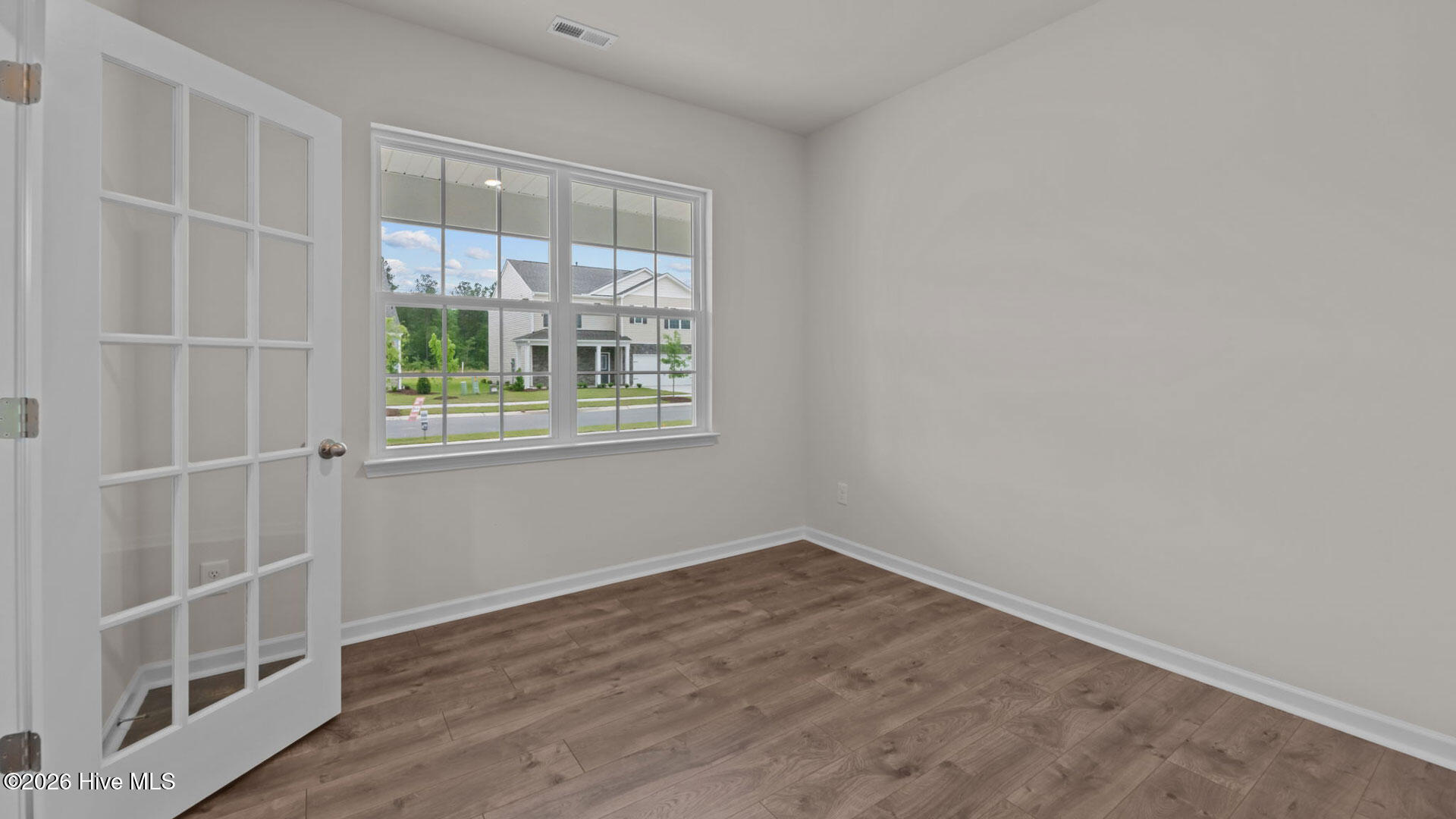 1004 Minnette Circle