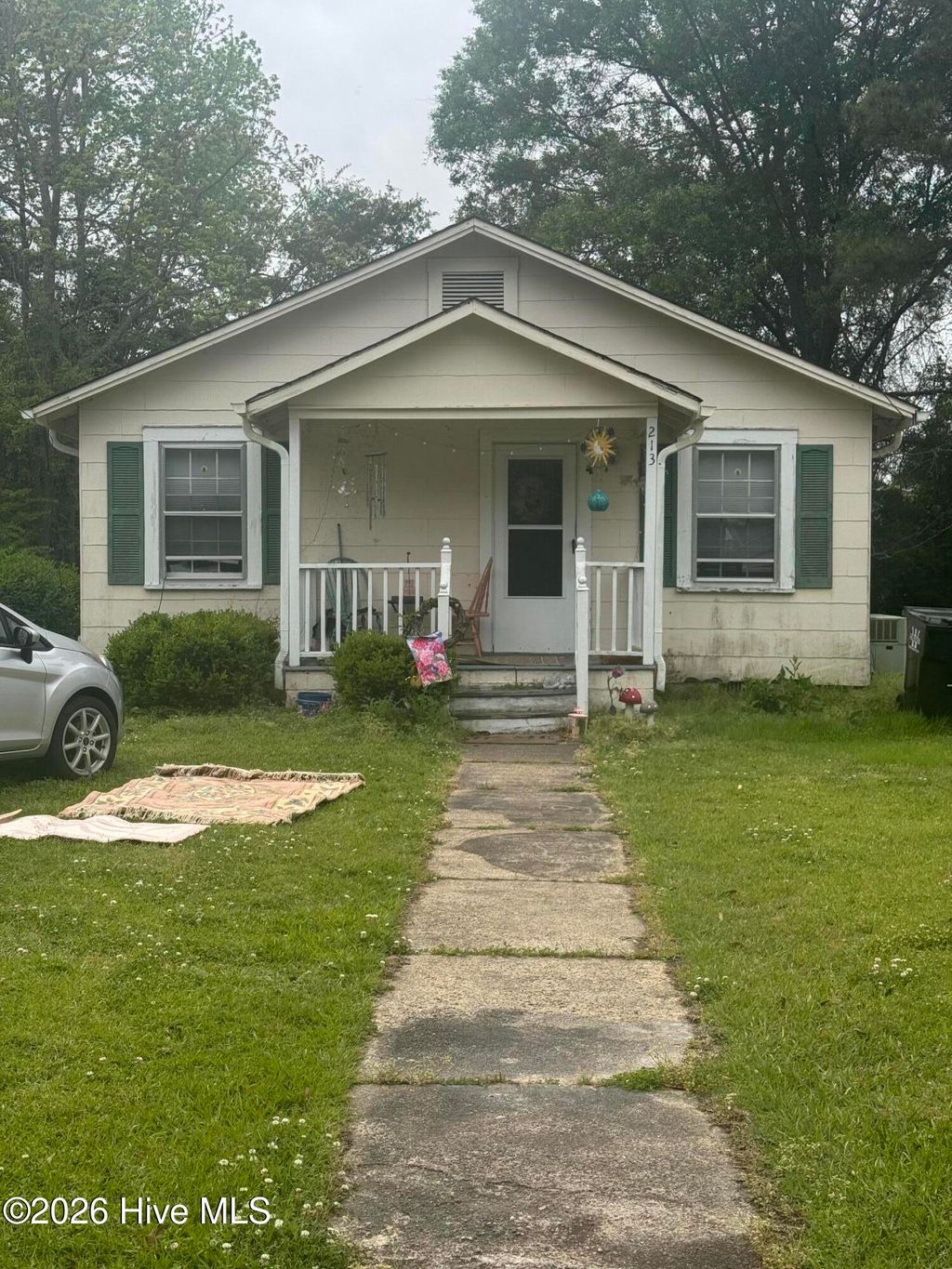 Photo of 213 N Walker Street, Burgaw, NC 28425 (MLS # 100566100)