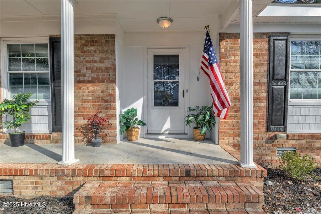 Photo of 122 Carolina Circle, Jacksonville, NC 28546 (MLS # 100546003)