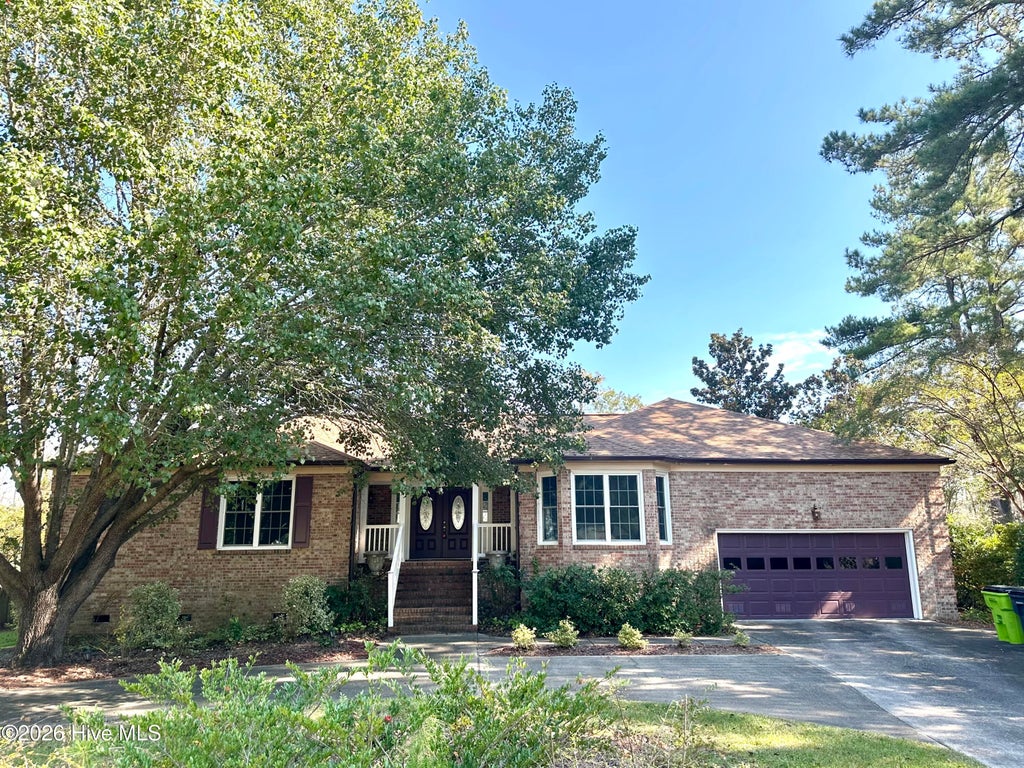 Photo of 103 Lantern Lane, New Bern, NC 28562 (MLS # 100607662)