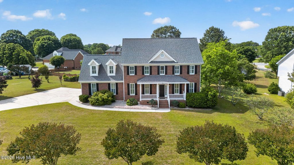 Photo of 109 Lockfield Drive, Clayton, NC 27520 (MLS # 100571940)