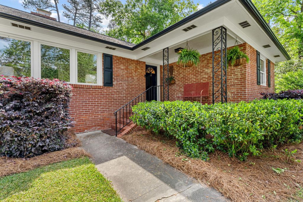 Photo of 3117 W Lake Forest Drive, Augusta, GA 30909 (MLS # 554438)