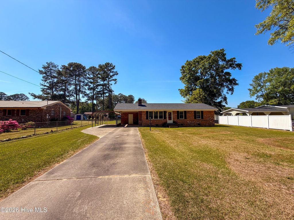 Photo of 112 Tulane Street, Dudley, NC 28333 (MLS # 100570670)