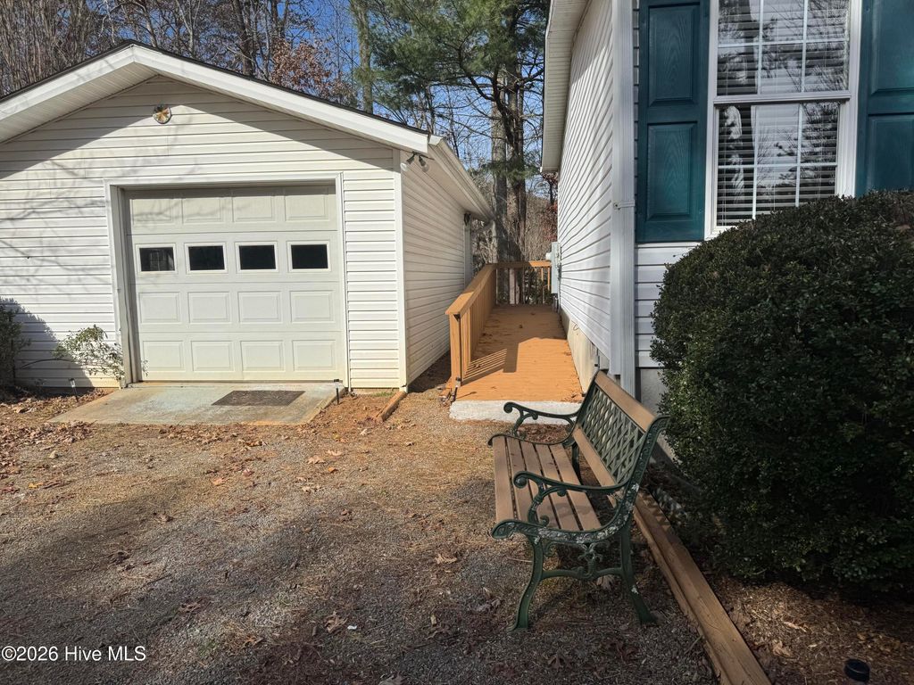 Photo of 34 Towhee Lane, Murphy, NC 28906 (MLS # 100570122)