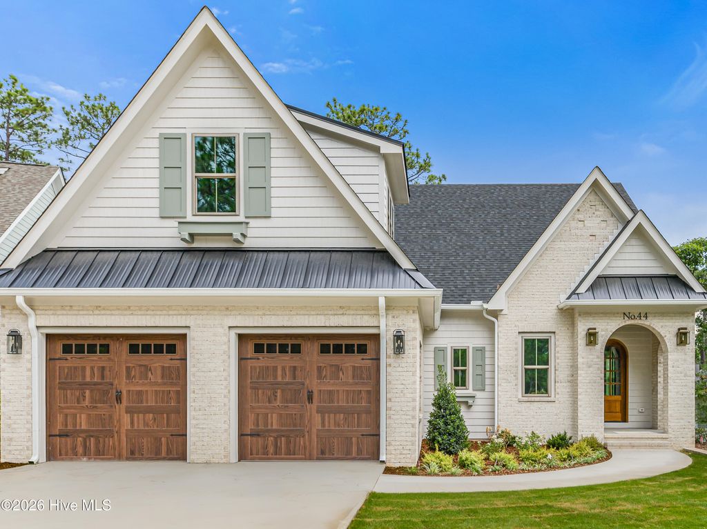 Photo of 44 Dungarvan Lane, Pinehurst, NC 28374 (MLS # 100589529)