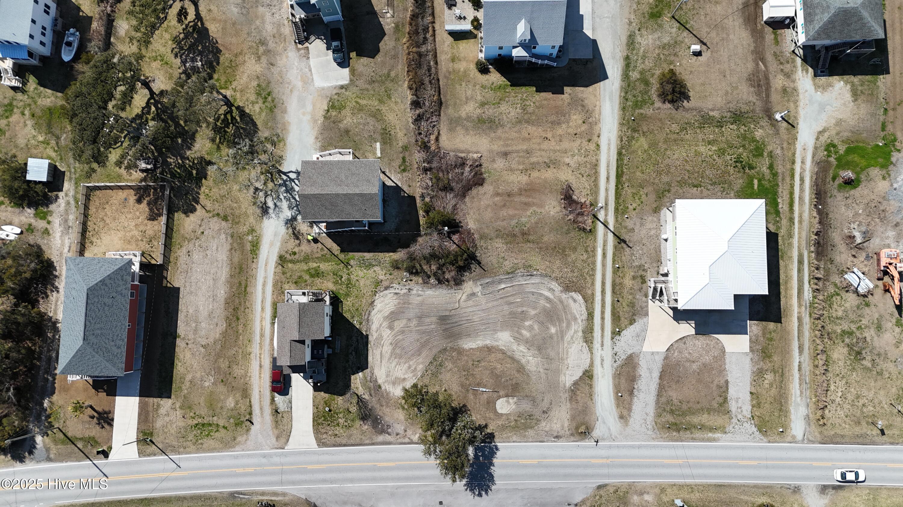 908 & 922 Island Road