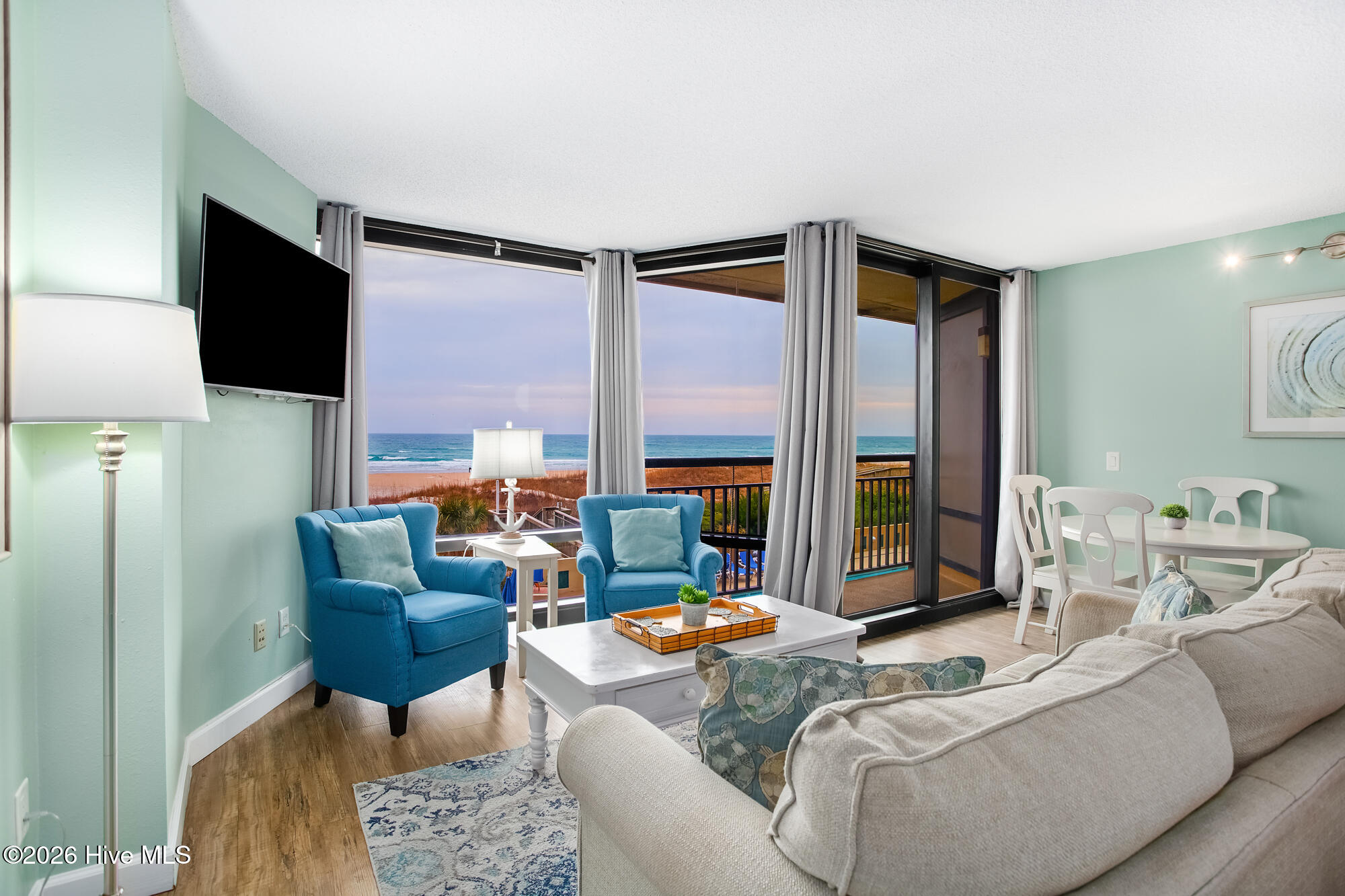 2700 N Lumina Avenue 209