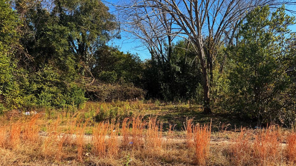 Photo of 1542 Chestnut Street, Augusta, GA 30901 (MLS # 550434)