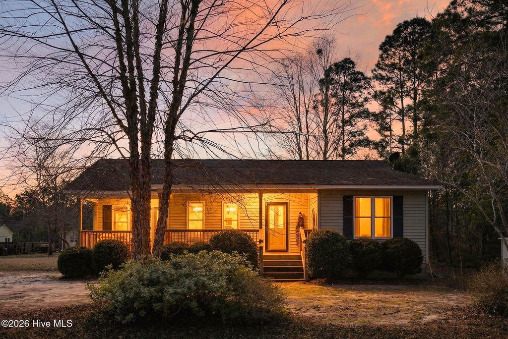 Photo of 9179 Central Boulevard SE, Winnabow, NC 28479 (MLS # 100556550)