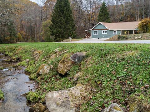 Homes For Sale - 5107 Boiling Springs Road<br/> Murphy, NC 28906