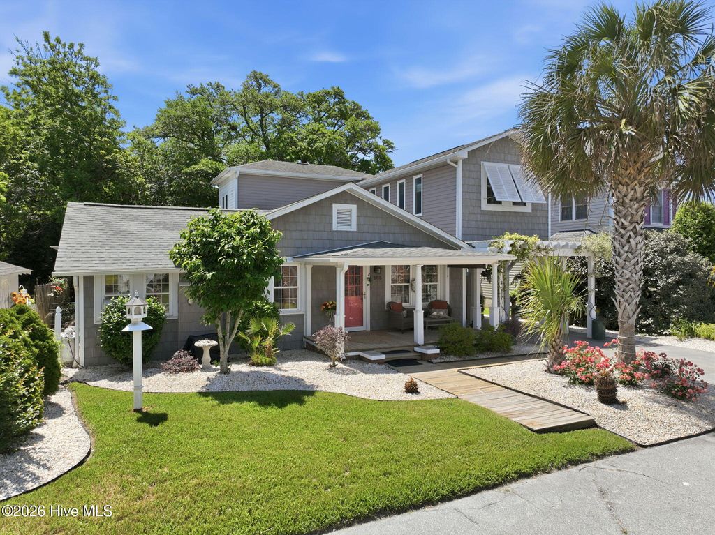 Photo of 105 S Webb Street, Swansboro, NC 28584 (MLS # 100573298)