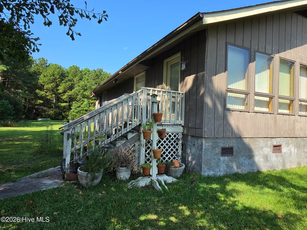 Photo of 258 Hideaway Road, Belhaven, NC 27810 (MLS # 100605425)