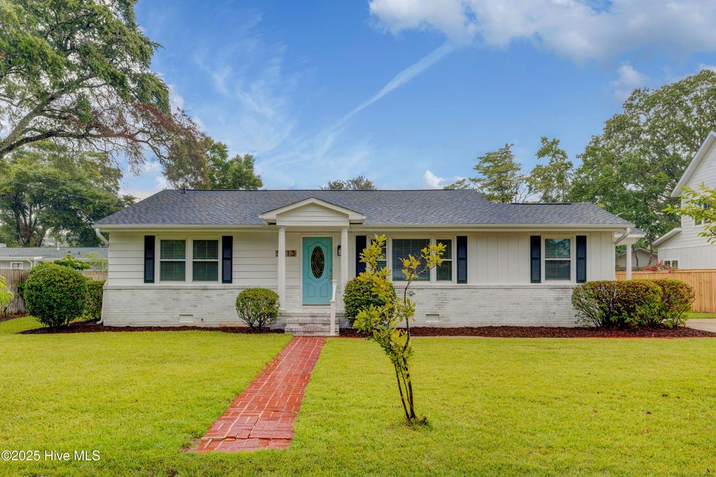 Photo of 5413 Park Avenue, Wilmington, NC 28403 (MLS # 100547568)