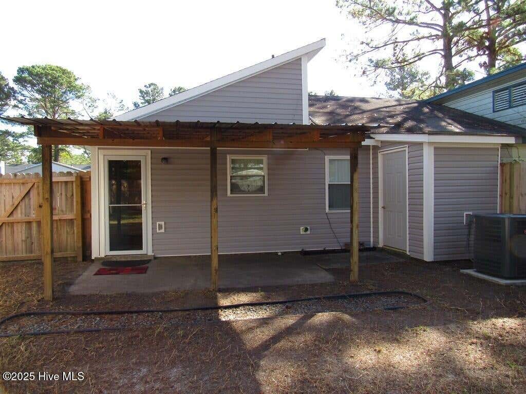 Photo of 111 Village Circle, Jacksonville, NC 28546 (MLS # 100598865)