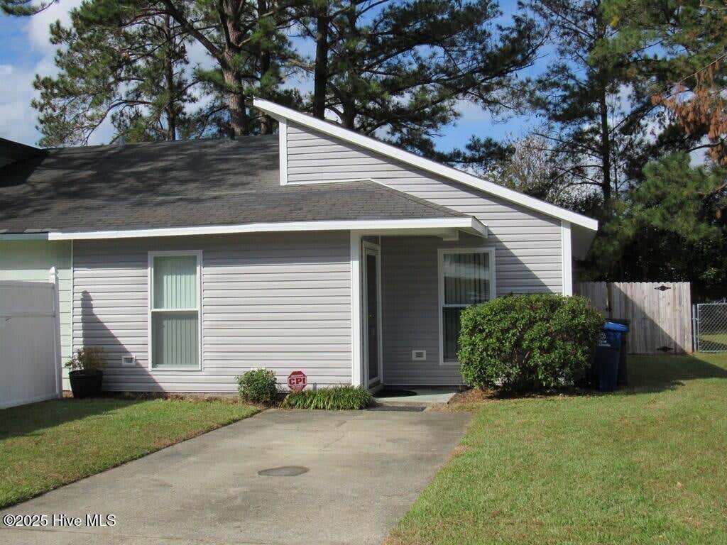 Photo of 111 Village Circle, Jacksonville, NC 28546 (MLS # 100598865)