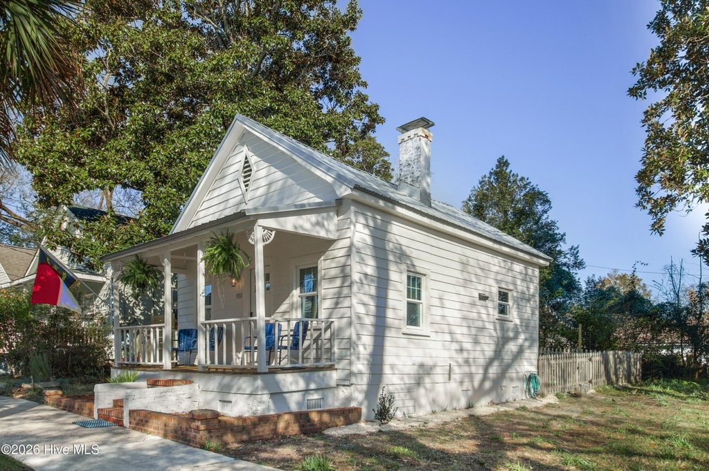 Photo of 911 Dock Street, Wilmington, NC 28401 (MLS # 100602457)