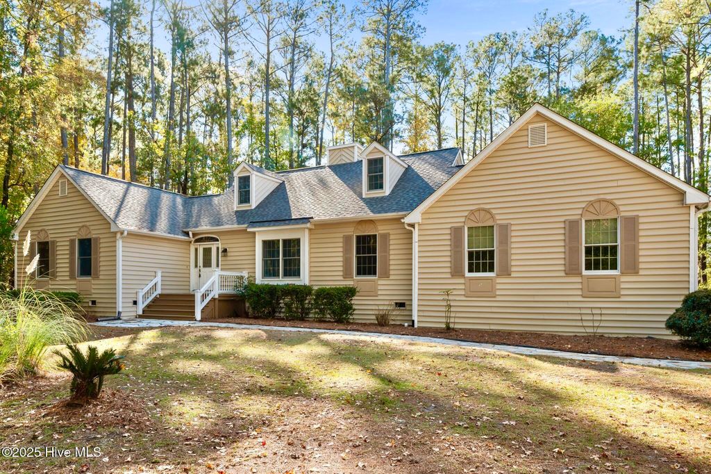 Photo of 600 Pamlico River Drive, Washington, NC 27889 (MLS # 100540186)