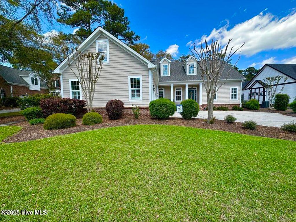 Photo of 2784 Oakbluff Circle, Southport, NC 28461 (MLS # 100521479)
