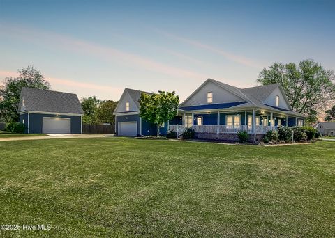 Homes For Sale - 106 Sound Shore Drive<br/> Currituck, NC 27929