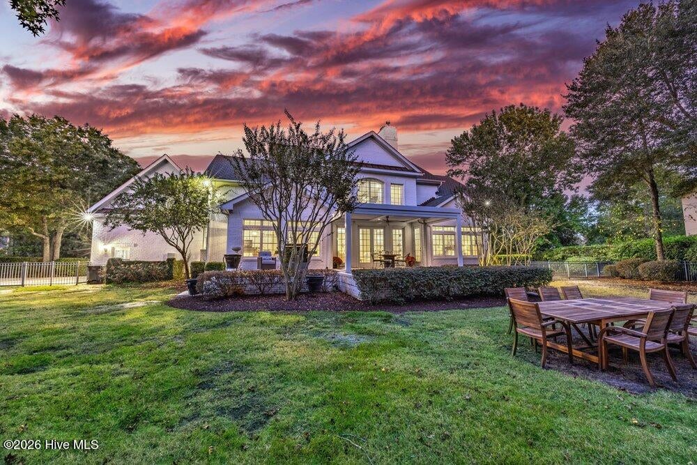 2213 Fox Hunt Lane
