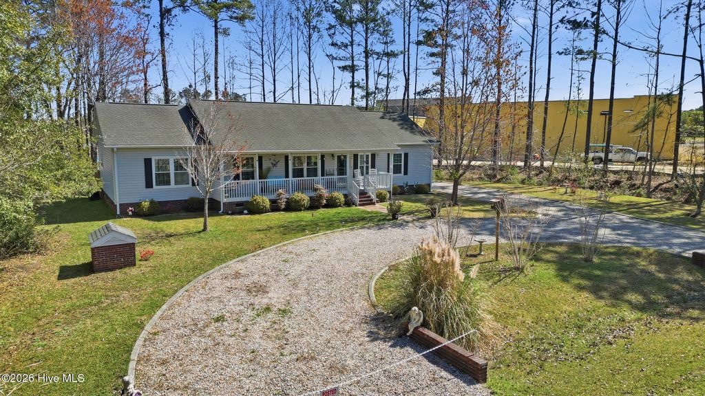Photo of 190 Beachwood Drive NW, Calabash, NC 28467 (MLS # 100561141)