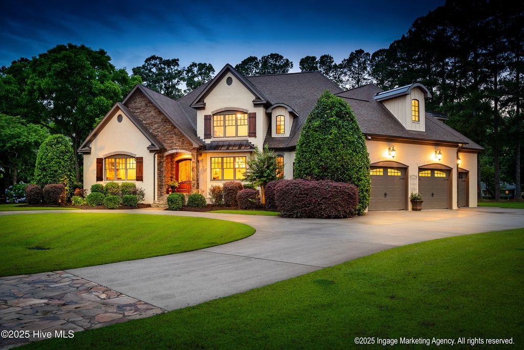 Photo of 2900 Groveland Drive, Greenville, NC 27858 (MLS # 100512648)