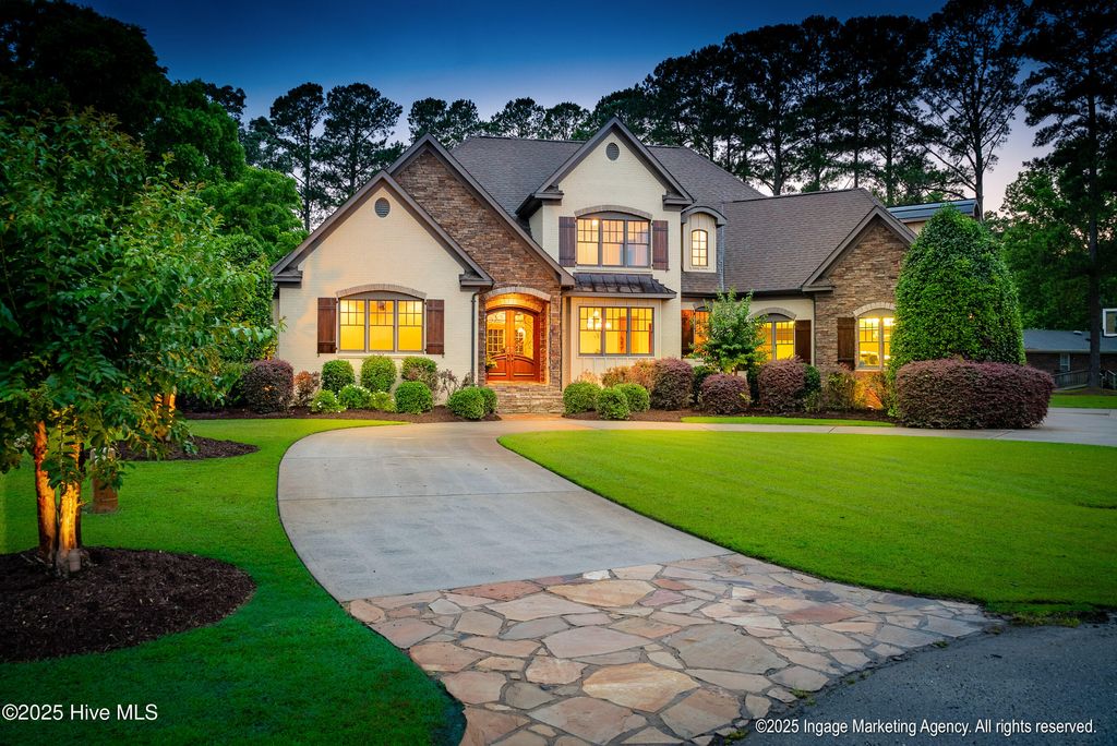 Photo of 2900 Groveland Drive, Greenville, NC 27858 (MLS # 100512648)