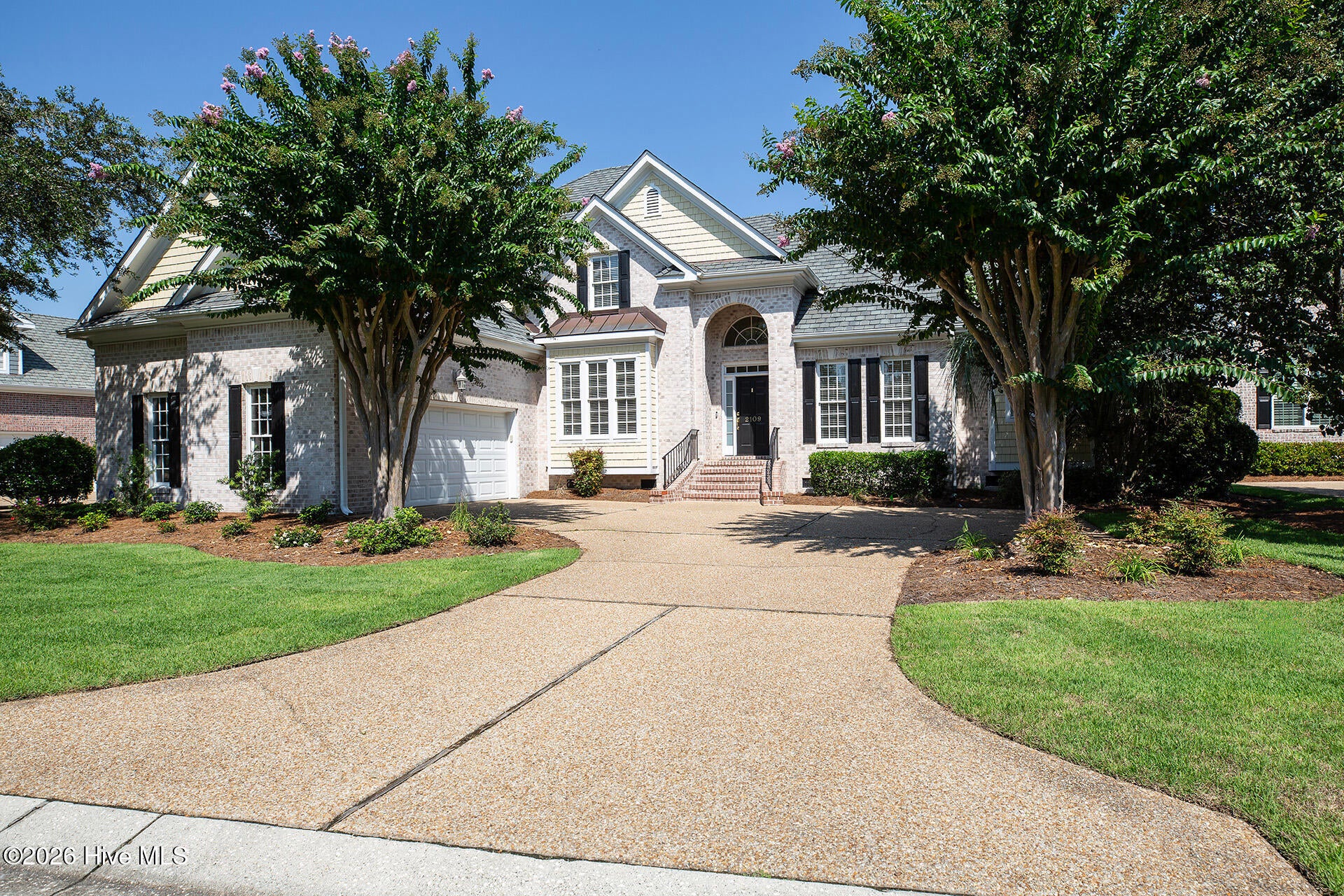 2109 Bay Colony Lane