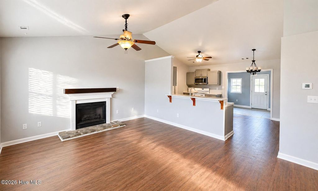 Photo of 130 Parnell Road, Hubert, NC 28539 (MLS # 100571559)
