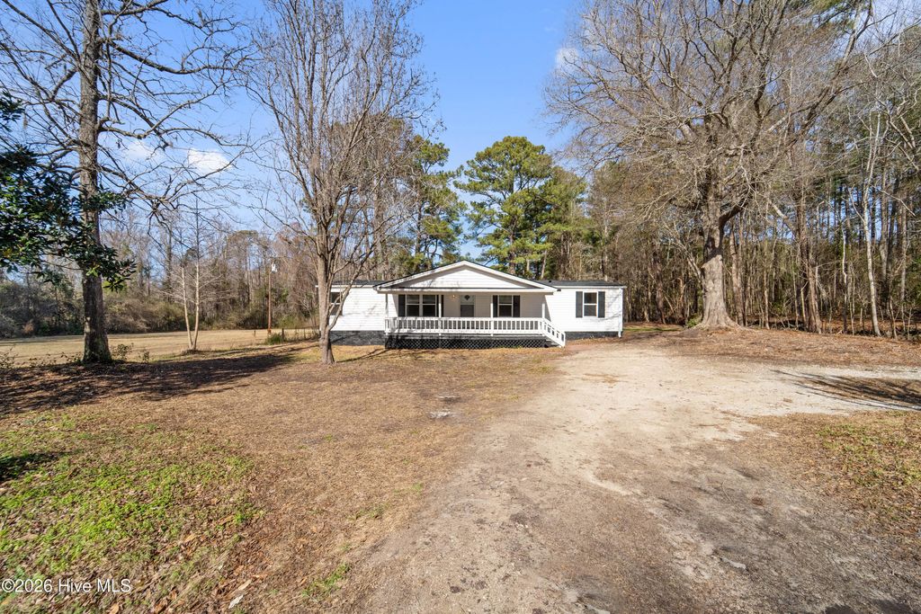 Photo of 529 Hubert Boulevard, Hubert, NC 28539 (MLS # 100550978)