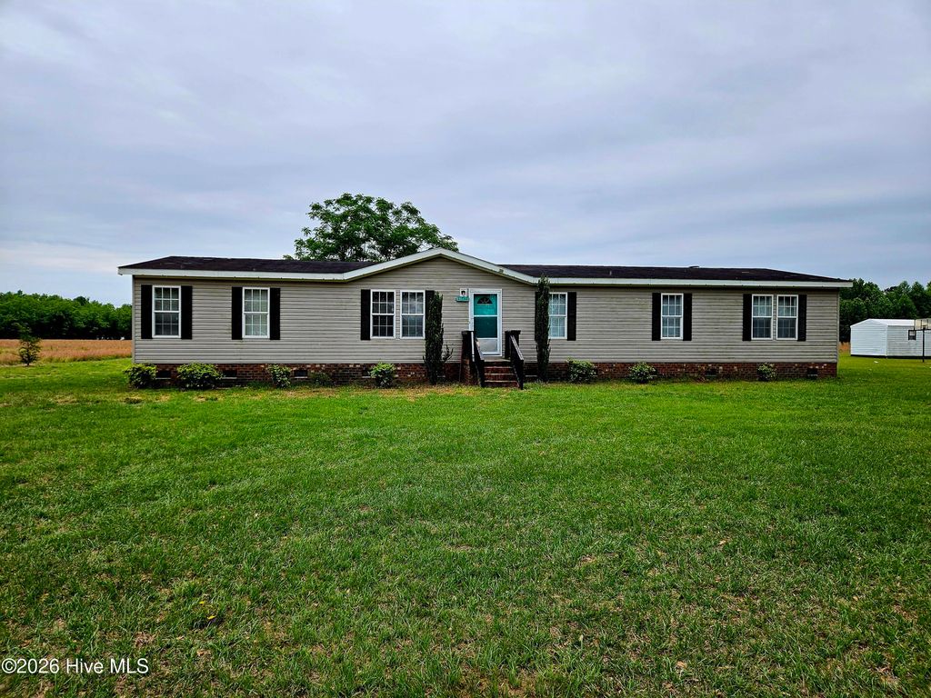 Photo of 159 Batchlor Farm Lane, Kenansville, NC 28349 (MLS # 100571250)