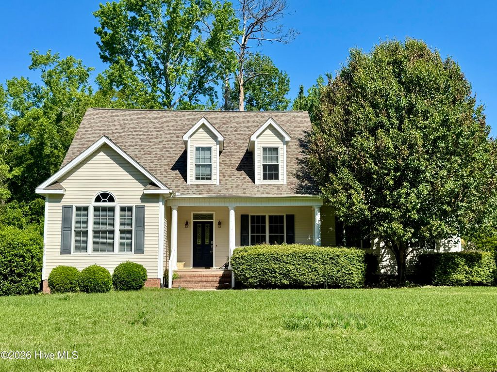 Photo of 202 Emmen Road, New Bern, NC 28562 (MLS # 100569811)