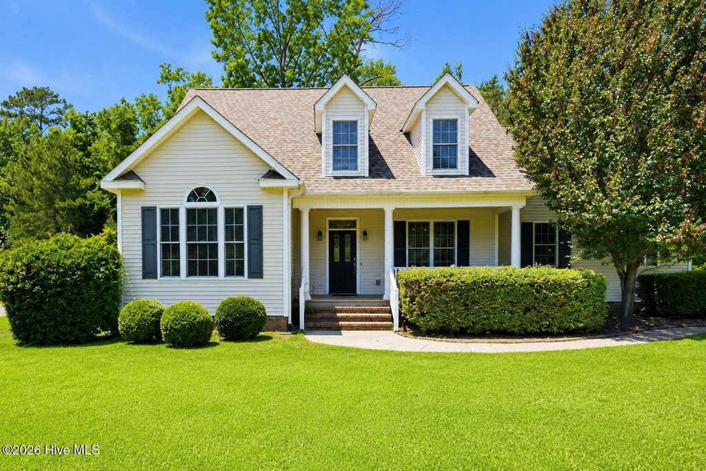 Photo of 202 Emmen Road, New Bern, NC 28562 (MLS # 100569811)