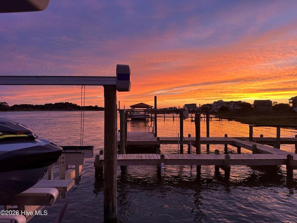 Photo of 200 Waterway Drive, Sneads Ferry, NC 28460 (MLS # 100562204)