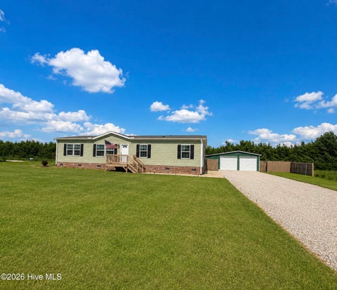 Mobile Home For Sale - 1255 Bailey Ridge Lane<br/> Williamston, NC 27892