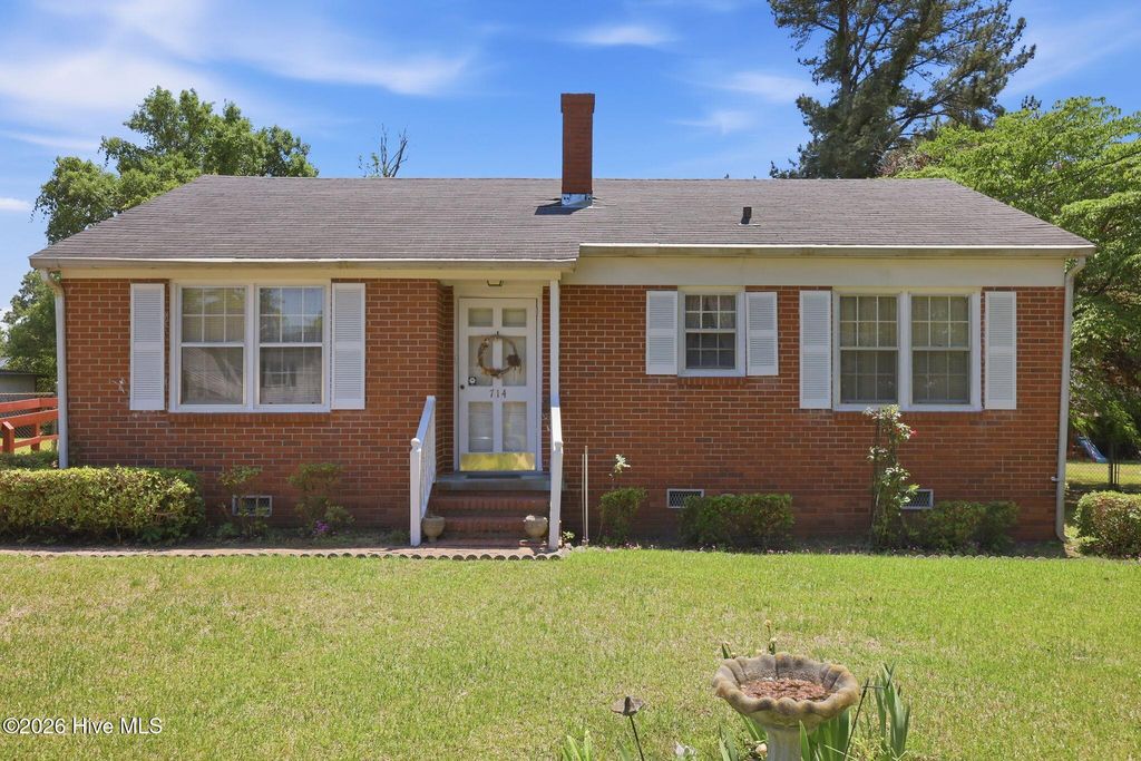 Photo of 714 Jones Avenue, Kinston, NC 28501 (MLS # 100571877)