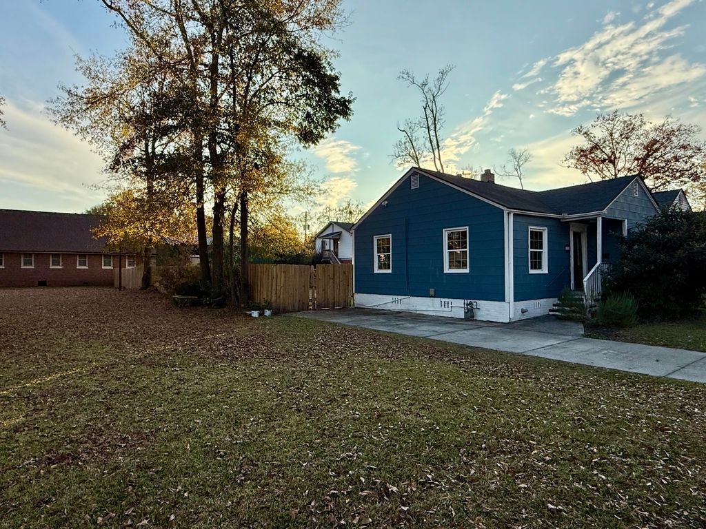 Photo of 1818 Mcdowell Street, Augusta, GA 30904 (MLS # 550014)