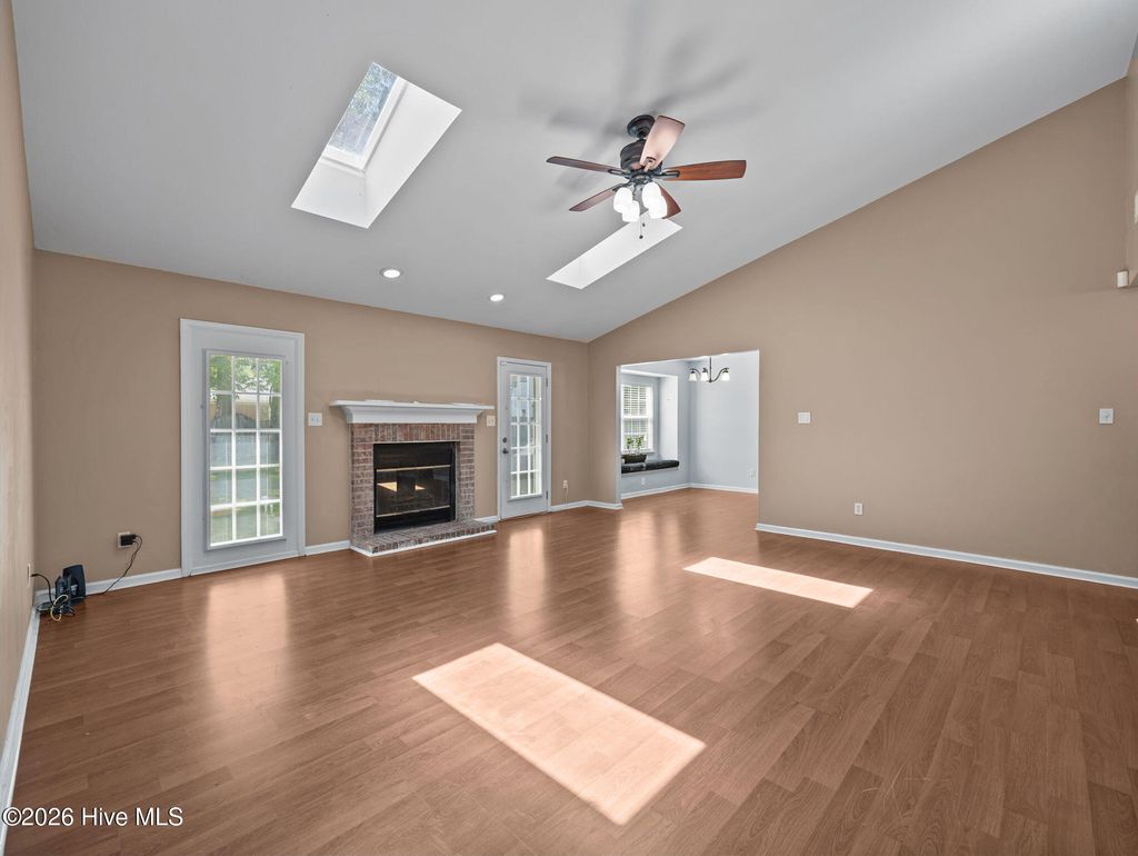 Photo of 216 E Lakeridge Landing, Jacksonville, NC 28546 (MLS # 100567590)