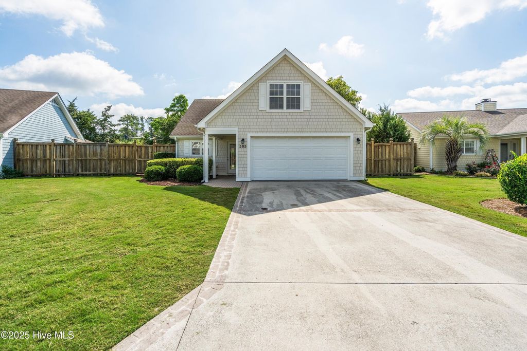 Photo of 505 Sandcastle Court, Wilmington, NC 28405 (MLS # 100511628)