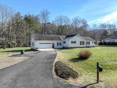 Homes For Sale - 172 Eden Acres Drive<br/> Cherokee County, Andrews, NC 28901