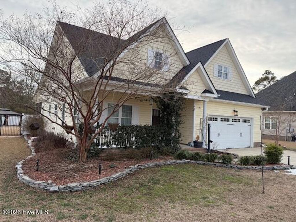 Photo of 225 Wedgefield Circle, Maple Hill, NC 28454 (MLS # 100553763)