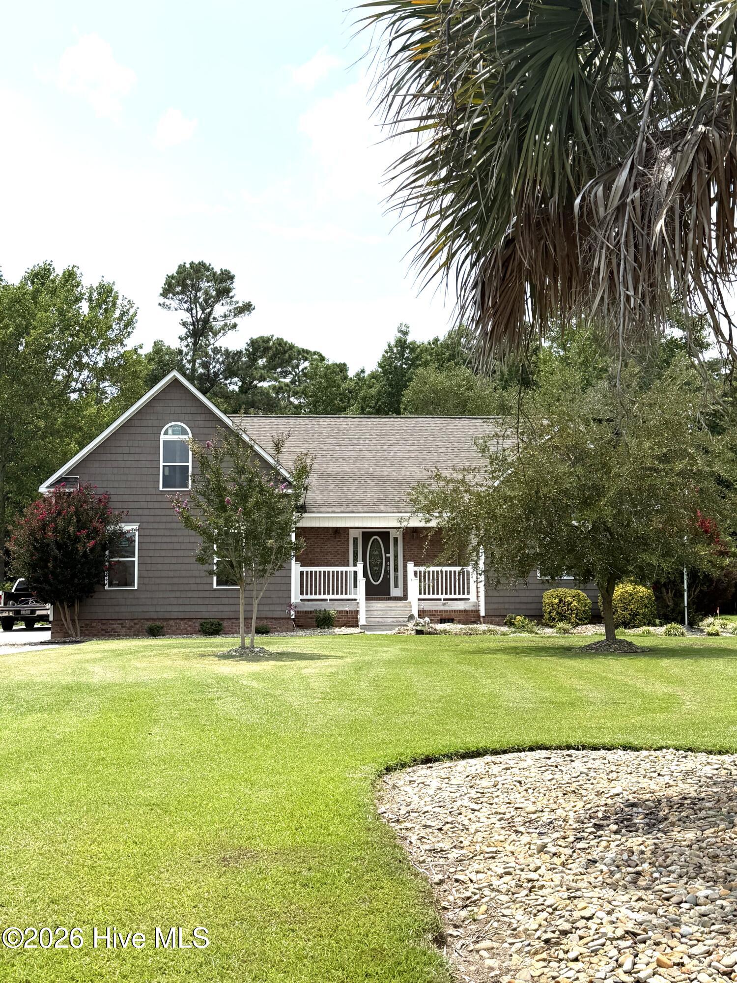 83 Pickett Way