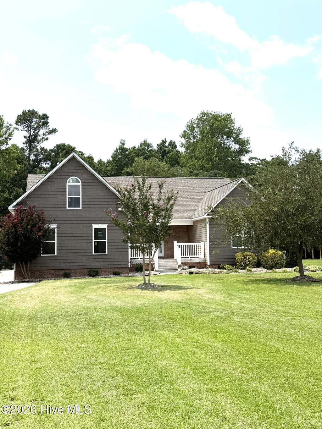 Photo of 83 Pickett Way, Swansboro, NC 28584 (MLS # 100592678)